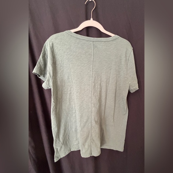 J. Crew Girlfriend Green Shirt New with Tags Women’s Large Casual Basic - Picture 2 of 7